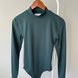 Aritzia Babaton Contour Mockneck Longsleeve Bodysuit